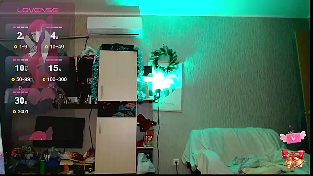 mischellemeow13's cam snapshot