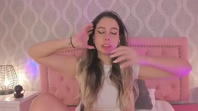 Meredit_Lane's cam snapshot