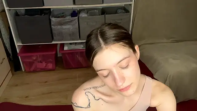 Shining_Robi's cam snapshot