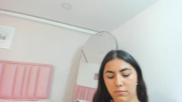 soft_rose_1's cam snapshot