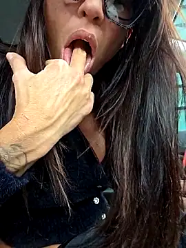 sexy7883's cam snapshot