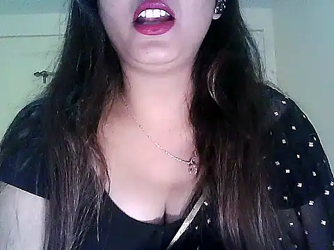 Model-Tanya's cam snapshot