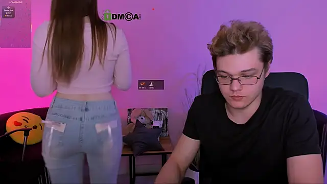 pure_radiance1's cam snapshot