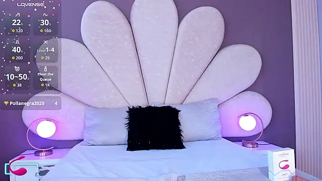 MaxiRogers live sex cam