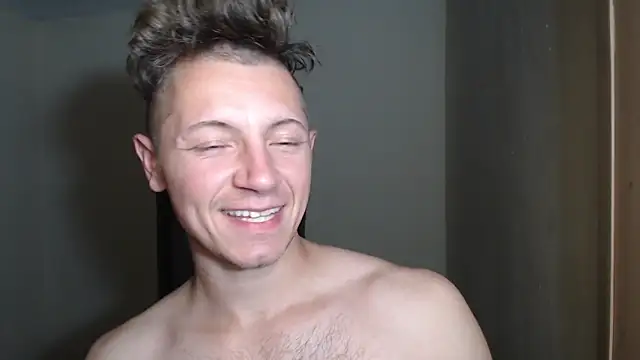 BlondZilla live sex cam