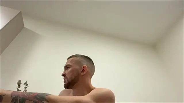 Marselle_Laker live sex cam