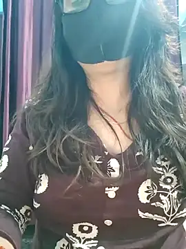 Aishwaryaa_69's cam snapshot