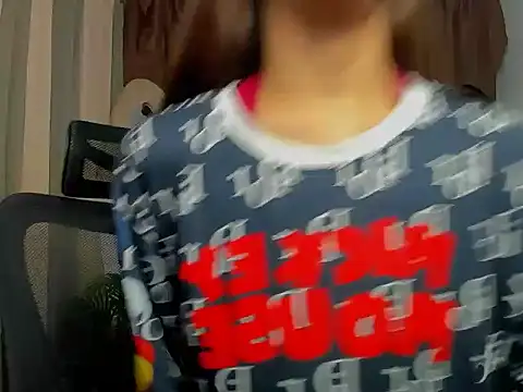 CassieSommereux live sex cam