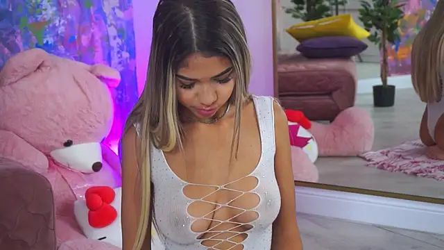 AshaYuva live sex cam