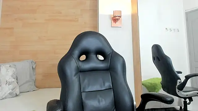 Julieth_brown_'s cam snapshot