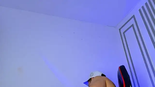 ALANNFERRER's cam snapshot