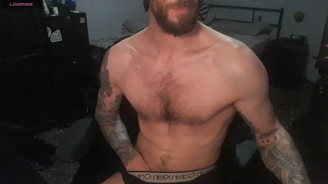 SexxxyLouis's cam snapshot