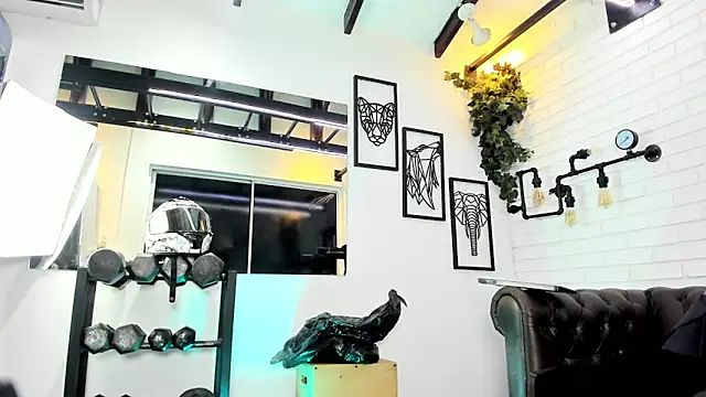 ItaloMoore's cam snapshot