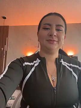 Abril_Luv live sex cam