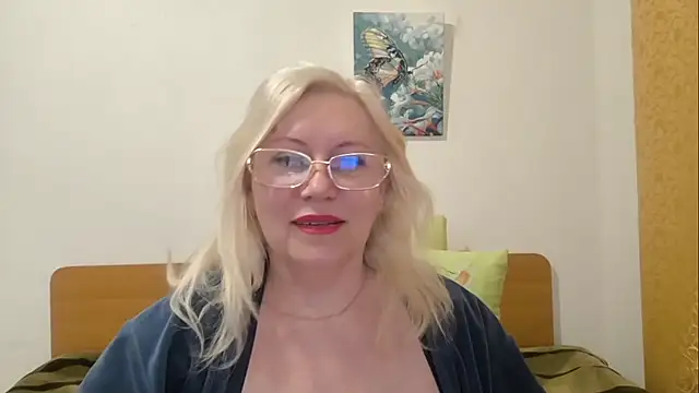 NikaOnline's cam snapshot