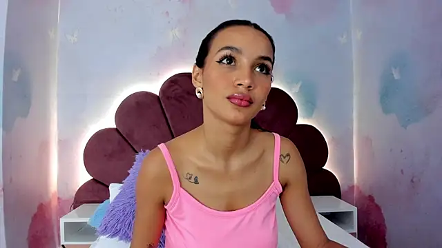 Carohorny4u live sex cam