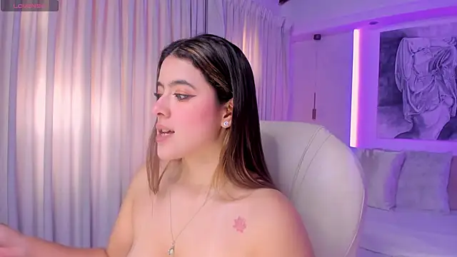 nathalie_rivers's cam snapshot