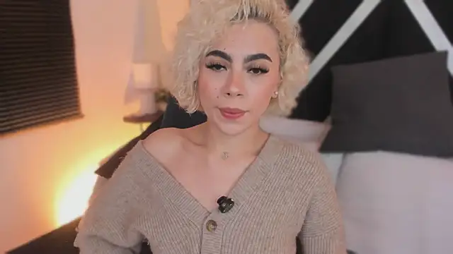 marian_pinzon's cam snapshot