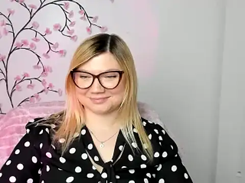 Lola_moree live sex cam