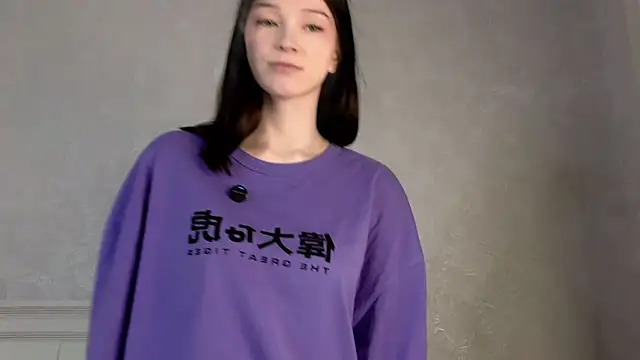 YvonneShames's cam snapshot