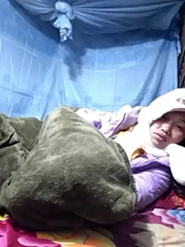 PhamPm70's cam snapshot