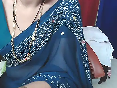 sunitha-3's cam snapshot