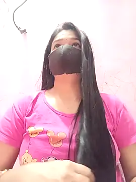 Simran-001's cam snapshot