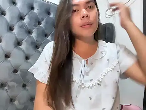 _MollyFucker live sex cam