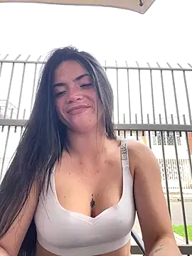 PamelaJonsom_'s cam snapshot