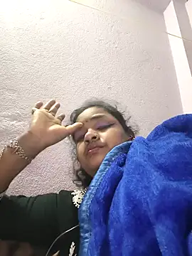 Deborbhavi222's cam snapshot