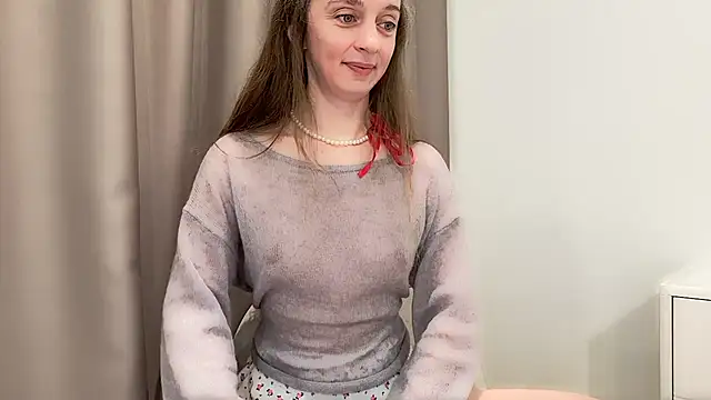 ShySchoolGirl's cam snapshot