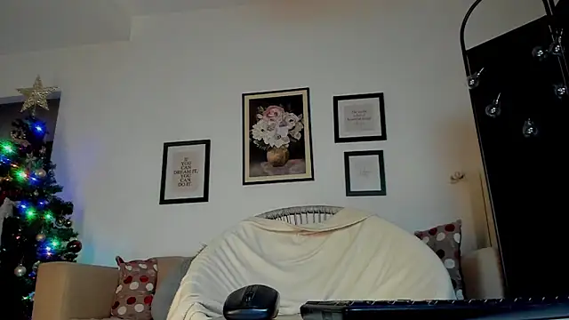 JoyCasidy's cam snapshot