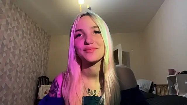 ZaidaCastonguay's cam snapshot