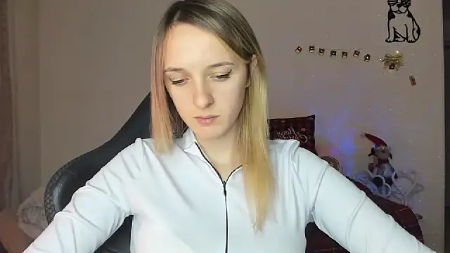 RouseReed's cam snapshot