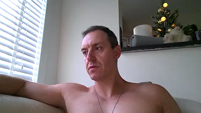 ploki2180's cam snapshot