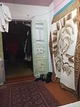 CutieMarine's cam snapshot