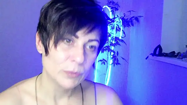 Ashley_Brookss's cam snapshot