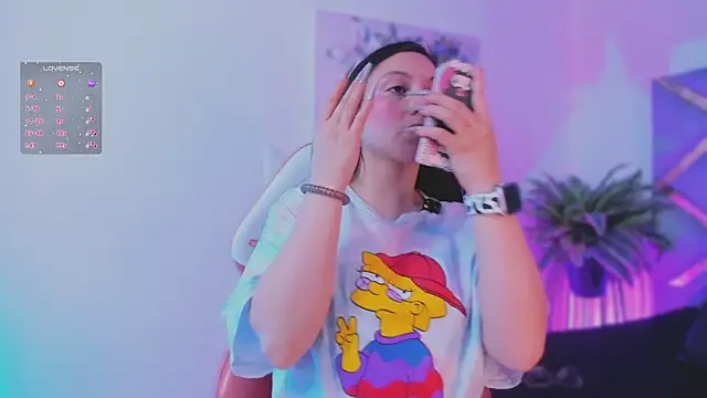 lucy_neil's cam snapshot