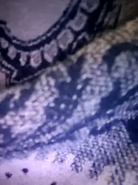 Ruhi_07's cam snapshot