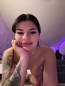 -MaybeBaby-'s cam snapshot