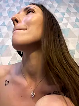 MelaniePavola-'s cam snapshot