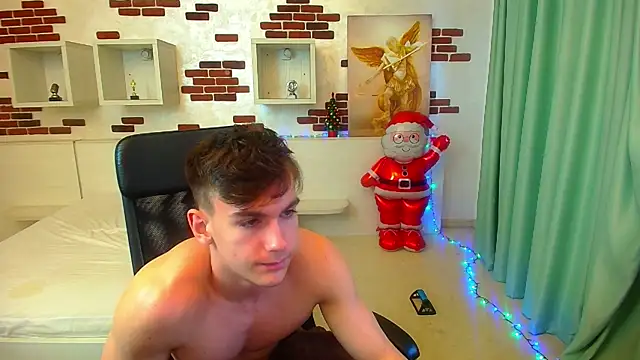 BradyFlint live sex cam