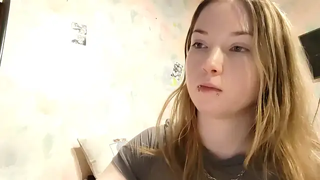 ElvaDeveja's cam snapshot