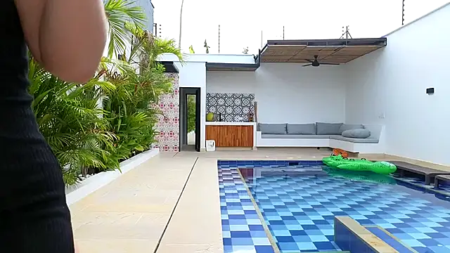 ava_blue's cam snapshot