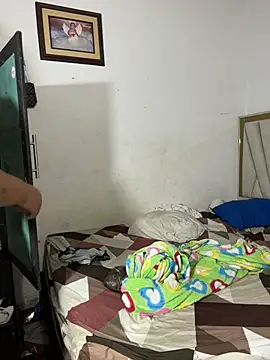 loly_clover's cam snapshot