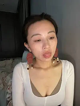 haiyan125216's cam snapshot