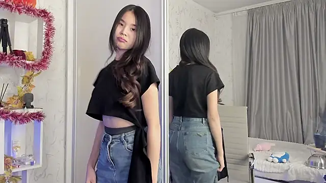 amiya_cute's cam snapshot