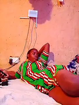 cute_naimah's cam snapshot