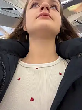 KittyQueeny live sex cam