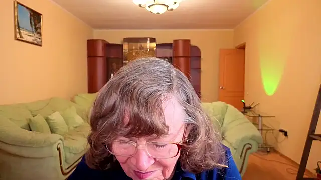 Betty_Brick's cam snapshot